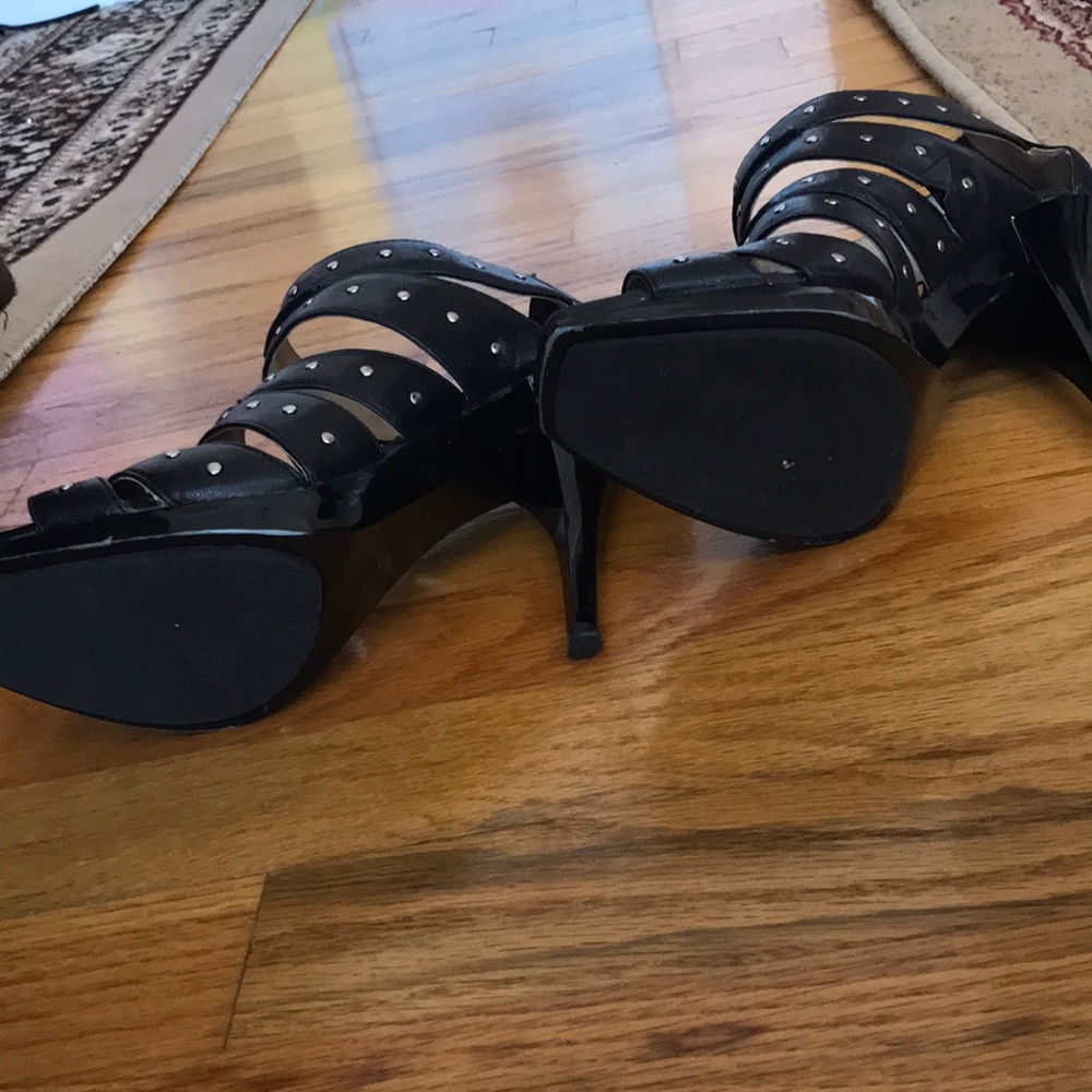 High heels - Picture 5 of 5